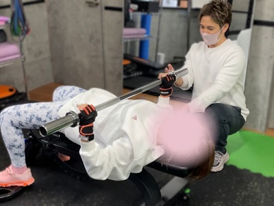 浜田陽平トレーナーの写真